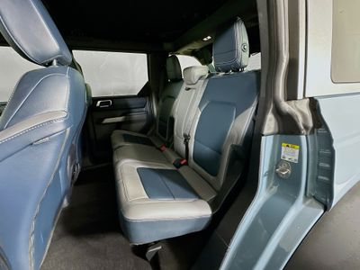 2021 Ford Bronco - Photo 26
