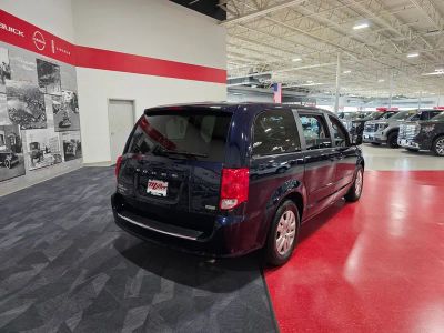 2016 Dodge Grand Caravan — rear three-quarter view