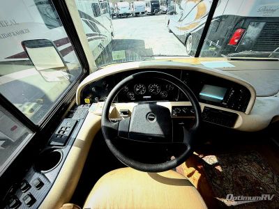 2004 Fleetwood Bounder Diesel — engine compartment view