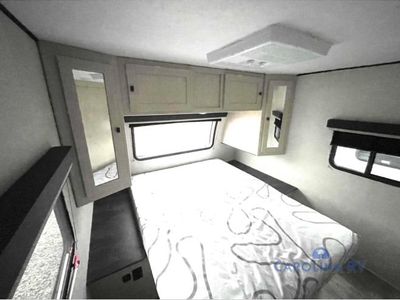 2023 Coachmen Apex Ultra-Lite — photo 11 view