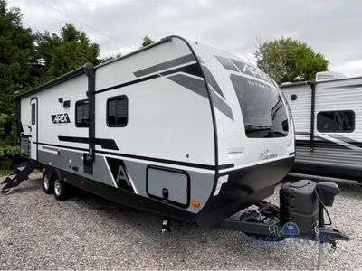 2023 Coachmen Apex Ultra-Lite — front three-quarter view
