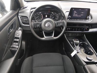 2024 Nissan Rogue — photo 17 view