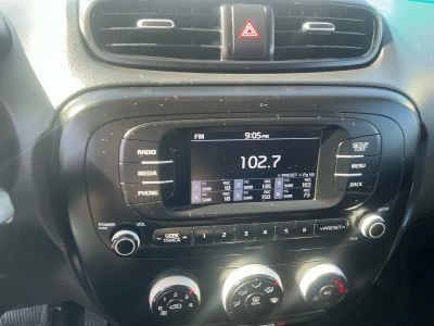2017 Kia Soul - Photo 11