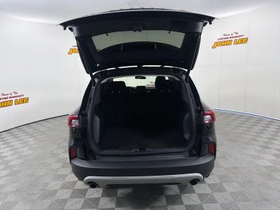 2024 Ford Escape — detail view