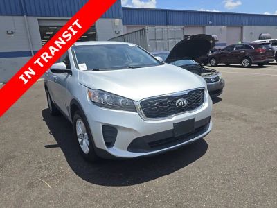 2020 Kia Sorento — rear three-quarter view
