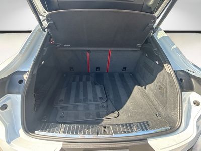 2023 Porsche Cayenne - Photo 25