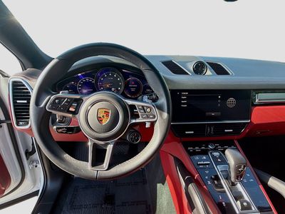 2023 Porsche Cayenne - Photo 8