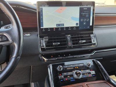 2022 Lincoln Navigator — photo 9 view