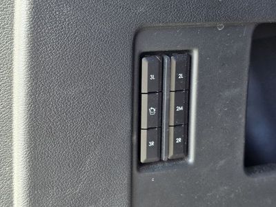 2022 Lincoln Navigator — photo 32 view