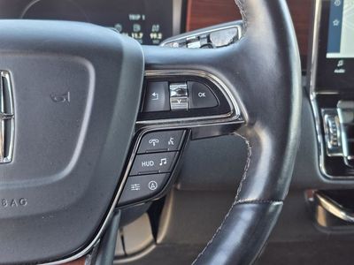 2022 Lincoln Navigator — photo 27 view