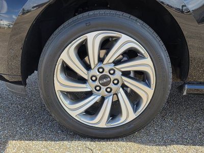 2022 Lincoln Navigator — photo 34 view