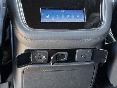 2022 Lincoln Navigator — photo 18 view