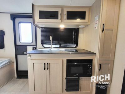 2022 Coachmen Apex Nano - Photo 13