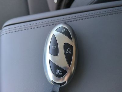 2026 Hyundai SANTA FE HYBRID — photo 36 view