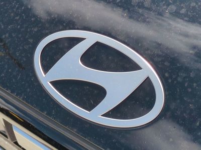 2026 Hyundai SANTA FE HYBRID — photo 13 view