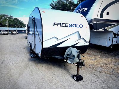 2022 Braxton Creek Free Solo Plus — front three-quarter view