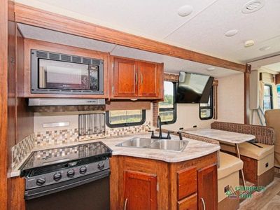 2018 Forest River RV Pursuit - Photo 18
