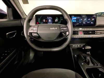 2025 Kia K4 — detail view