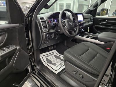2026 Ram 1500 — photo 17 view