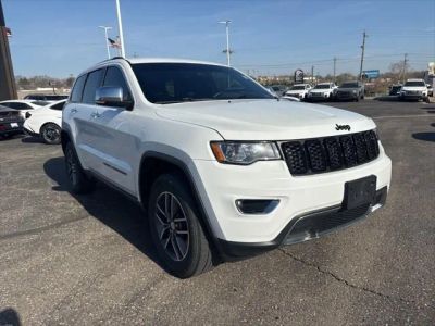 2017 Jeep Grand Cherokee - Photo 3