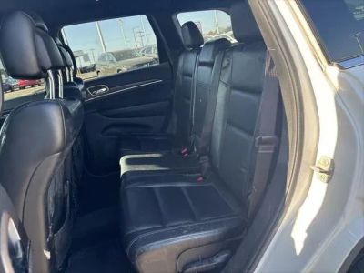 2017 Jeep Grand Cherokee - Photo 9
