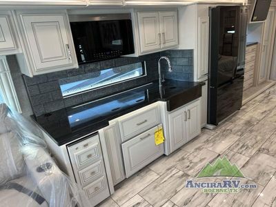 2026 Fleetwood RV Discovery LXE - Photo 9