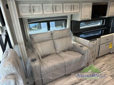 2026 Fleetwood RV Discovery LXE - Photo 8