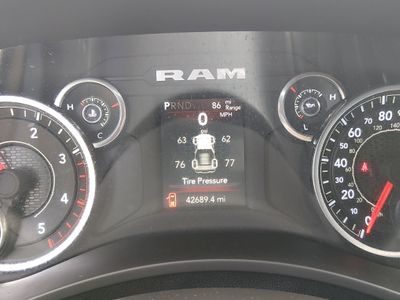 2024 Ram 2500 — photo 14 view