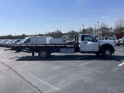 2026 Ford F-550SD — side profile view