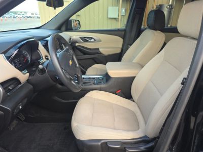2023 Chevrolet Traverse - Photo 5