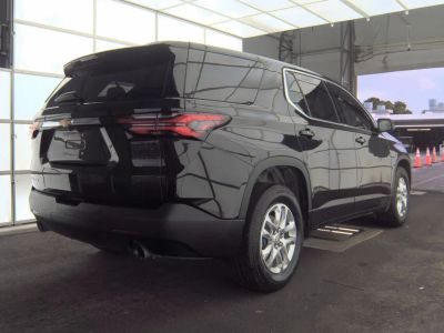 2023 Chevrolet Traverse - Photo 2