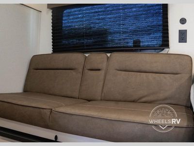 2026 Grand Design Transcend One - Photo 14