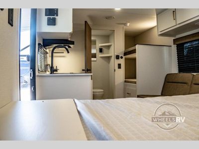 2026 Grand Design Transcend One - Photo 11