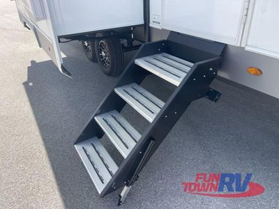 2026 Forest River RV Cardinal — photo 8 view