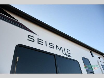 2027 Jayco Seismic - Photo 5