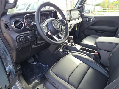 2026 Jeep Wrangler — photo 13 view