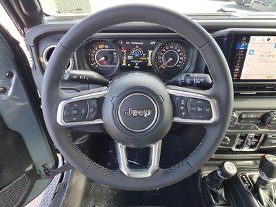 2026 Jeep Wrangler — photo 16 view