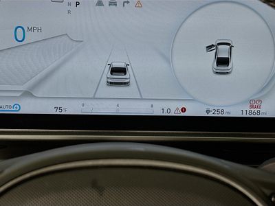 2024 Hyundai IONIQ 6 — photo 18 view