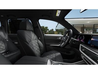 2026 BMW X5 xDrive40i — photo 9 view