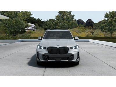2026 BMW X5 xDrive40i — rear three-quarter view