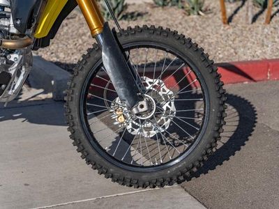 2025 Suzuki RM-Z450 - Photo 12