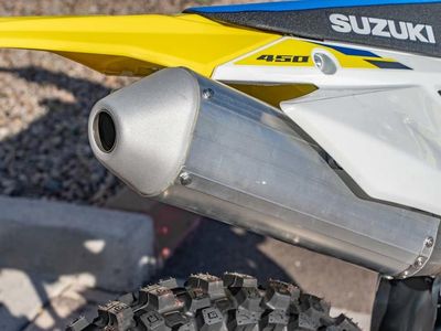 2025 Suzuki RM-Z450 - Photo 13