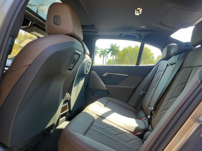 2026 BMW 5 Series — photo 12 view