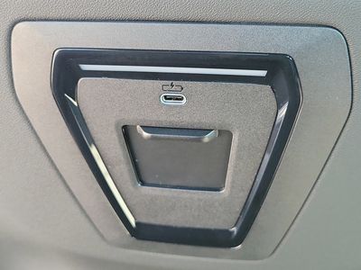 2026 BMW 5 Series — photo 14 view