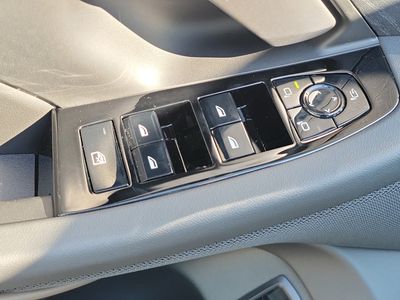 2026 BMW 5 Series — photo 20 view