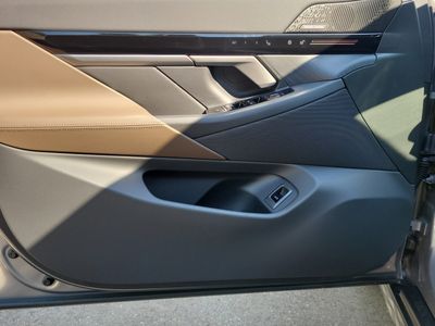 2026 BMW 5 Series — photo 19 view