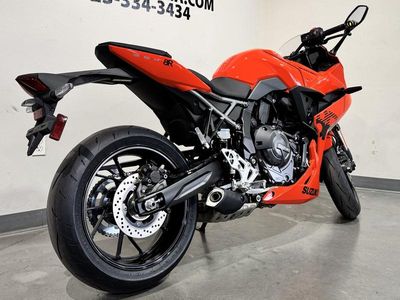 2026 Suzuki GSX-8R — detail view
