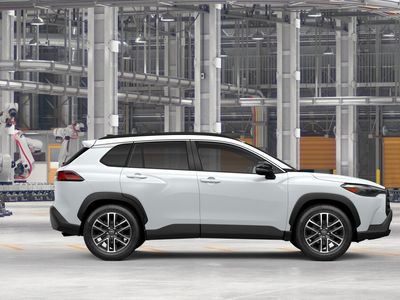 2026 Toyota Corolla Cross — photo 12 view