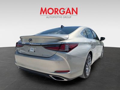 2024 Lexus ES - Photo 5