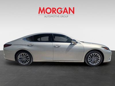 2024 Lexus ES - Photo 2